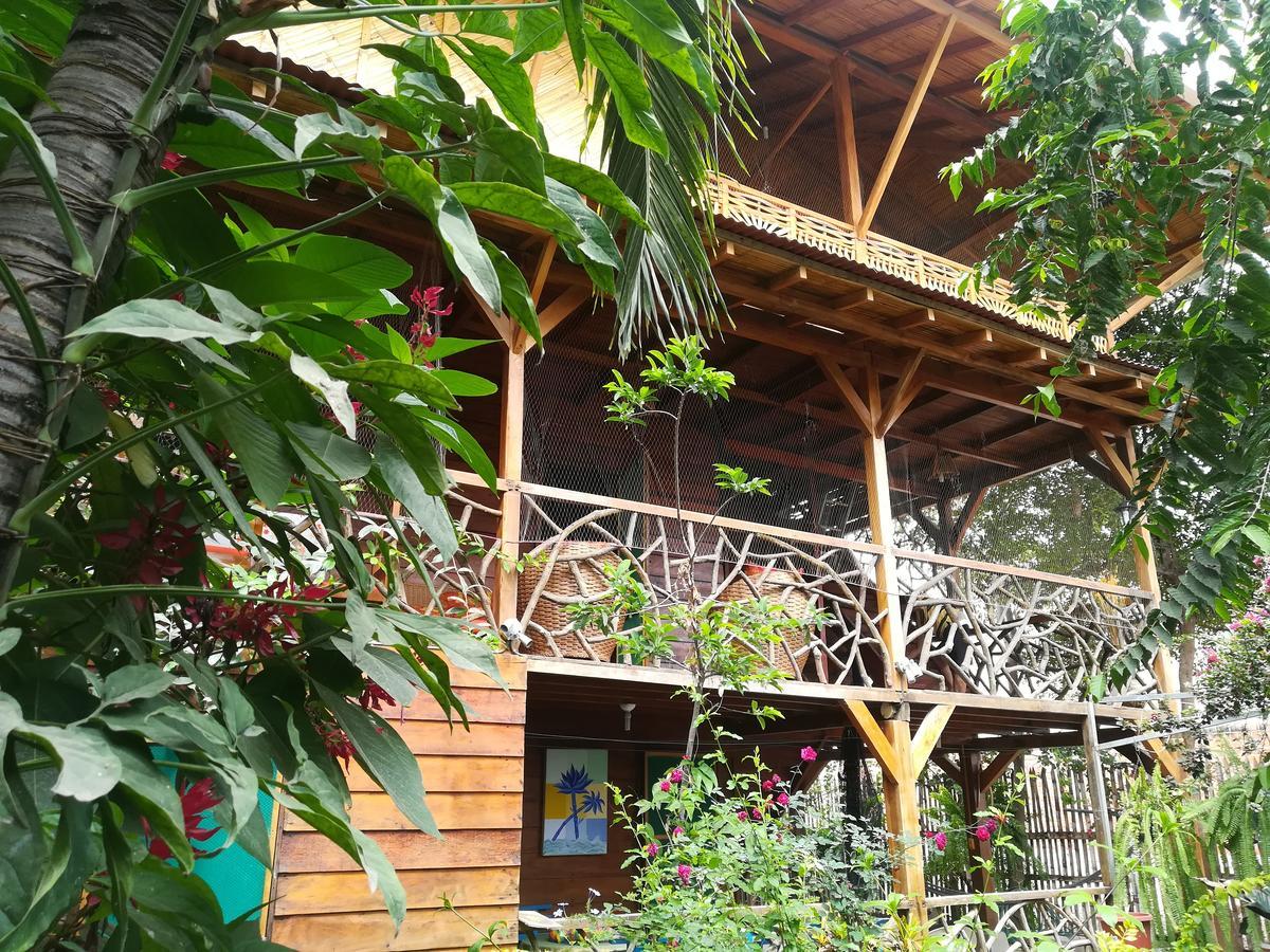 Wasimita Hotel Крусита Екстериор снимка
